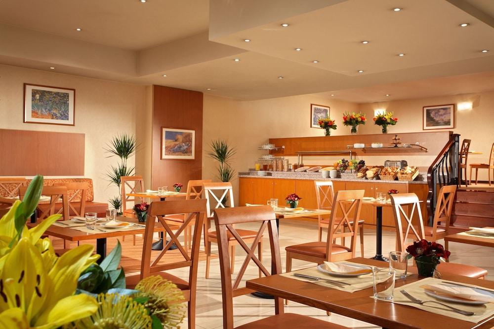 Citadines Toison D’or Brussels 3* Saint-Gilles